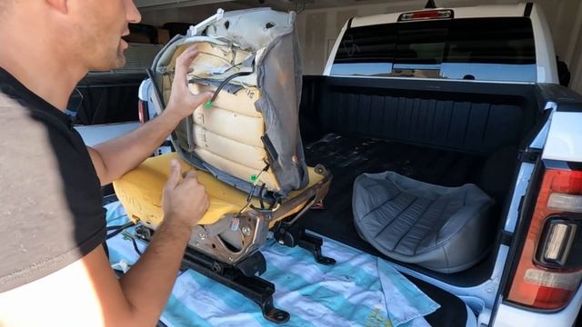 Fixing My DESTROYED Seat On My JEEP Grand Cherokee WJ With RICHMOND AUTO UPHOLSTERY смотреть онлайн
