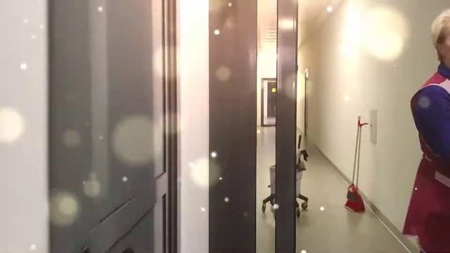 Игра Лила с ведущим в Москве на большом поле смотреть онлайн