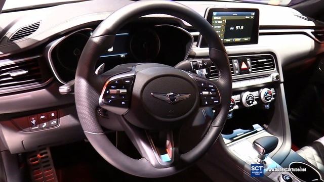 2019 Genesis G70 - Exterior and Interior Walkaround - 2019 New York Auto Show смотреть онлайн