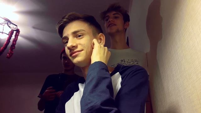 РЕАКЦИЯ БРАТА НА МОЙ "СЛОМАННЫЙ ПАЛЕЦ" / РЕАКЦИЯ ДРУГА #дсд #yunaz смотреть онлайн