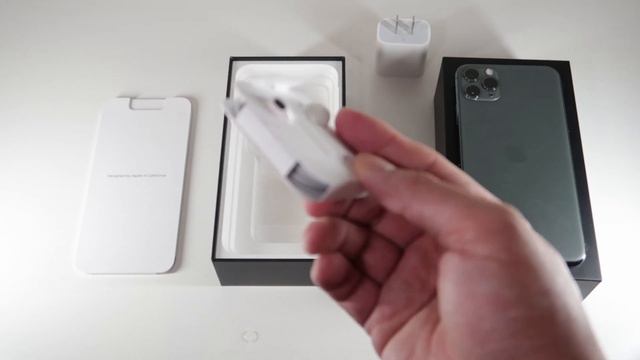 iPhone 11 Pro Max midnight green unboxing vs iPhone 7 plus and iPhone 8 Plus смотреть онлайн