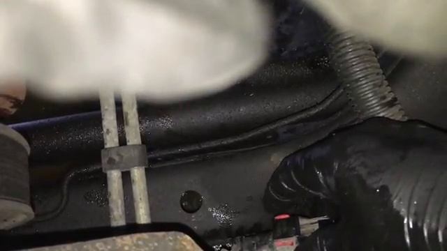 How to Replace the Radiator on a 1998-2003 Dodge Durango смотреть онлайн