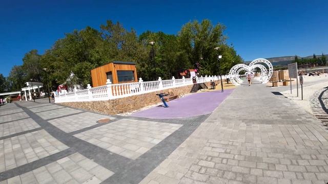 Кисловодск. Прогулка для подписчиков. Церковь, Старое озеро, зиплайн и Комсомольский парк. 4K 30fps. смотреть онлайн