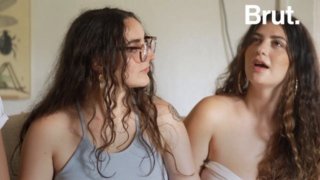 Here’s What This Throuple Wants You to Know About Polyamory смотреть онлайн