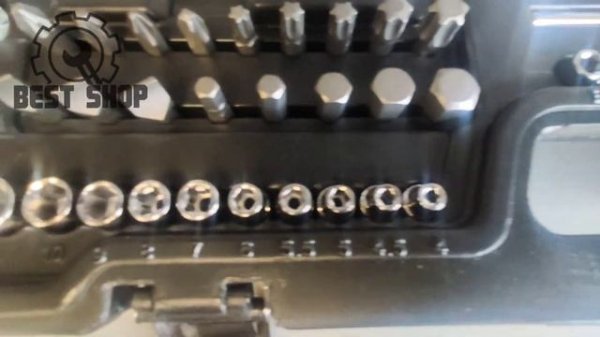 Набор инструментов на 131 предмет. Короткий обзор большого набора.