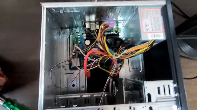[SOLVED] Windows is not booting up stuck at black screen | Computer wont boot up смотреть онлайн