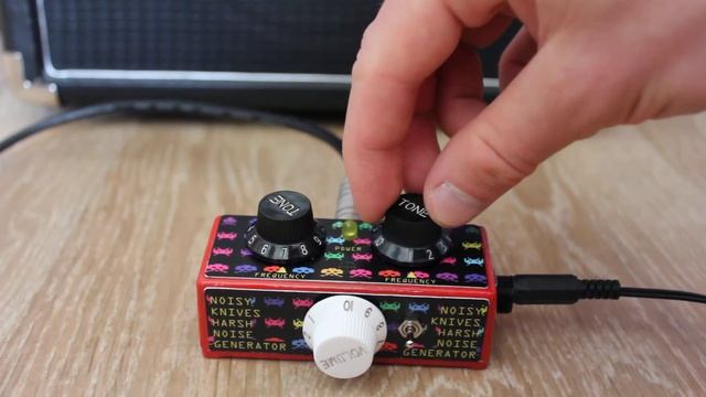 noisy knives Harsh Noise Generator / Mode 10 смотреть онлайн