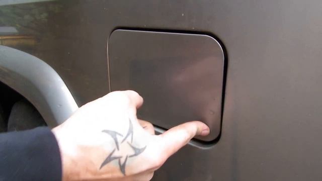 Jeep Cherokee Fuel Door MYSTERY SOLVED! смотреть онлайн