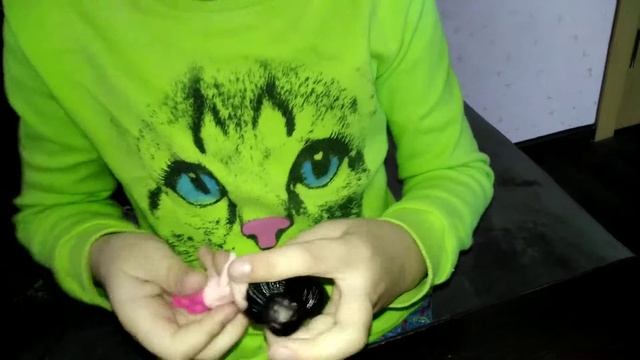 LOL\куклы лол\меняют цвет\распаковка\LOL смотреть онлайн