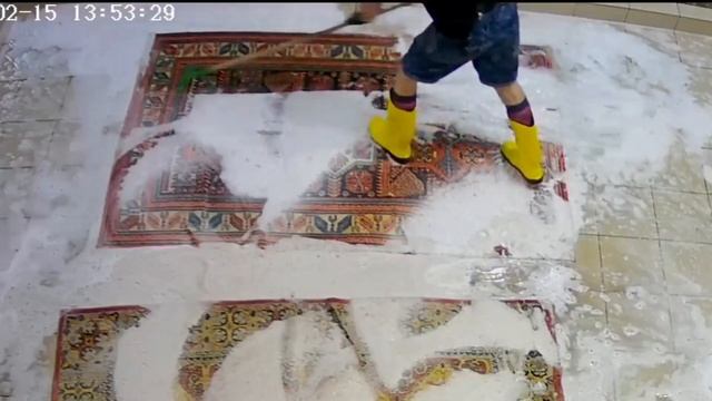 Double transformation: 2 carpets in washing process and both results at the end / Accelerated video смотреть онлайн
