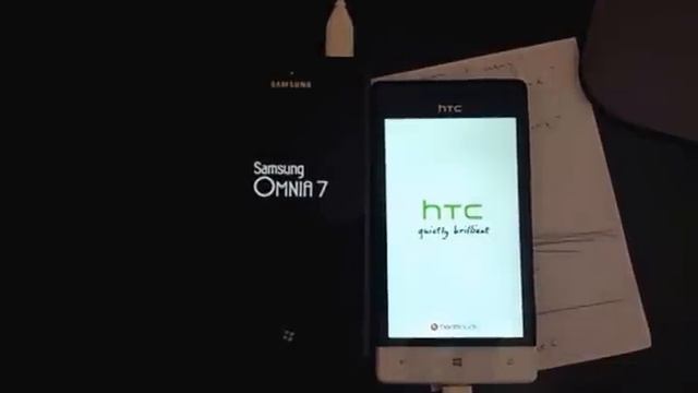 Samsung Omnia 7 vs HTC 8S смотреть онлайн