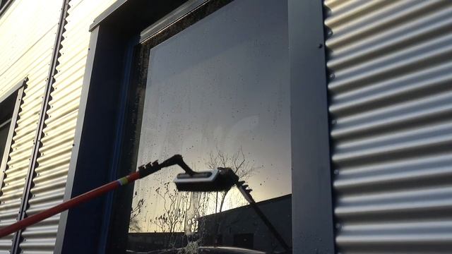Ionic Tutorials | How to clean windows with a Waterfed Pole смотреть онлайн