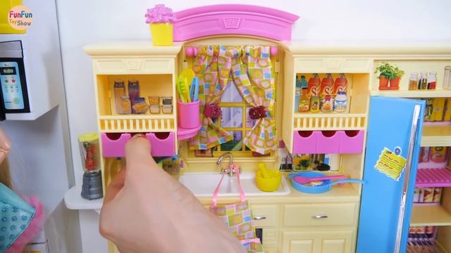 New Barbie doll Kitchen Playset + Hot Dog Hamburger Set Dapur Boneka Barbie Puppe Küche смотреть онлайн