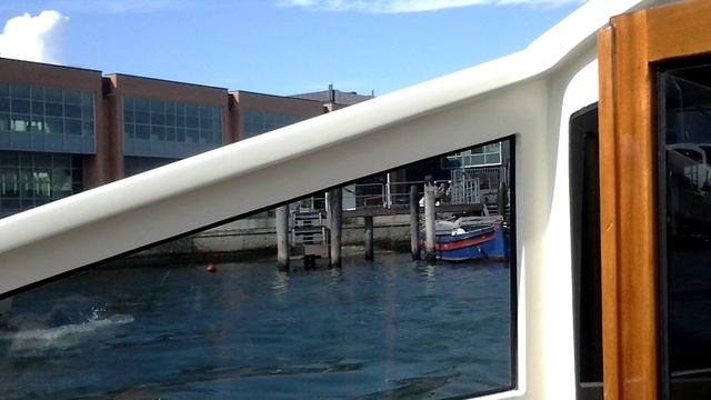 Венеция лодка начало водной экскурсии смотреть онлайн