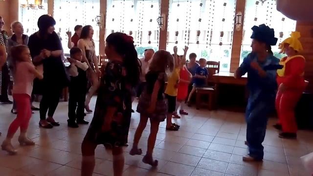 Выпускной в детском саду . #Флешмоб ))) смотреть онлайн