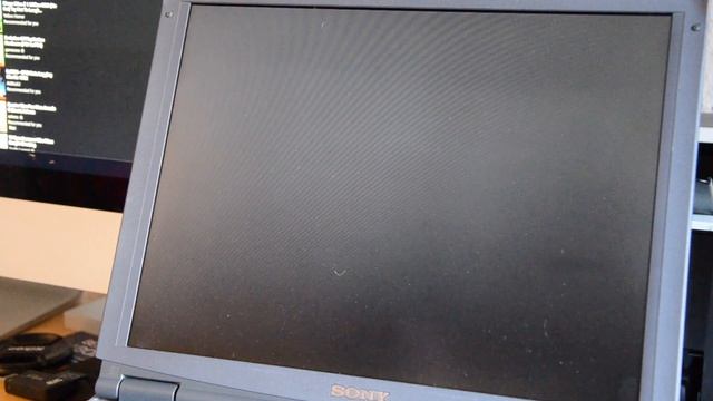 Sony Vaio Vs. Windows XP смотреть онлайн