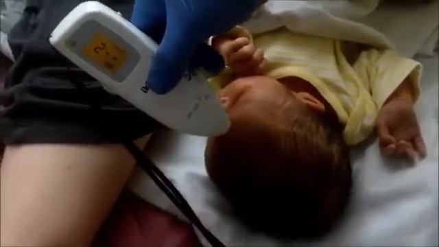 Теперь и в наших больницах. Нанесение печати антихриста младенцу.