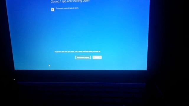 Starting up and shutdown my 8 year old HP laptop (Windows 8.1 with Windows XP theme and sounds) смотреть онлайн