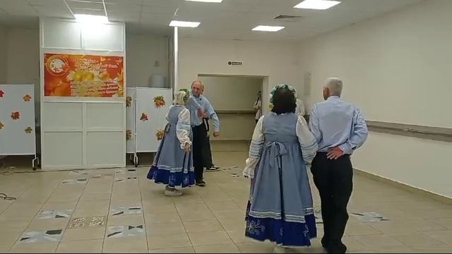 У нас в гостях студенты - 3 смотреть онлайн