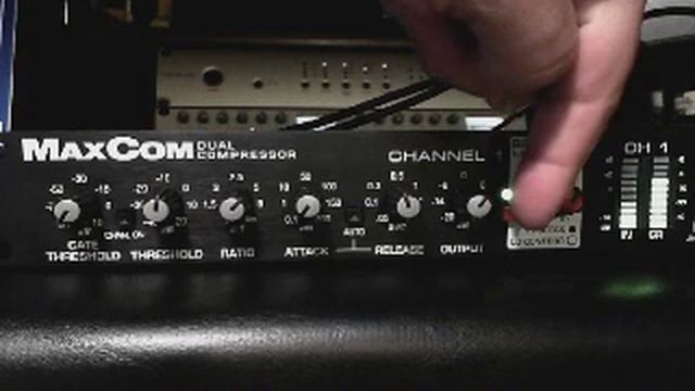 BBE Audio Max-Com Compressor @ ZenPro Audio смотреть онлайн