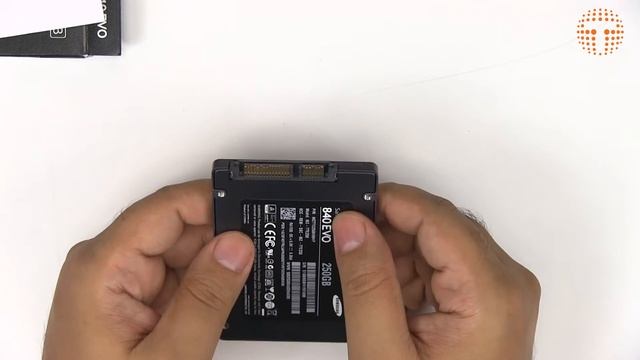 #التكنولوجيا_الشاملة - نظرة على قرص - Samsung 840 EVO SSD смотреть онлайн