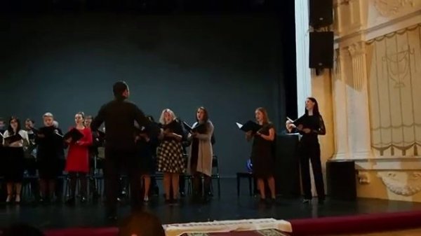 "Прекрасное далеко", урок пения с хором Музыкального театра Карелии