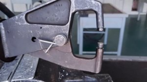 20. Прессовая и ударная клепка авиационных ударных заклепок. Настройка пневмопресса.