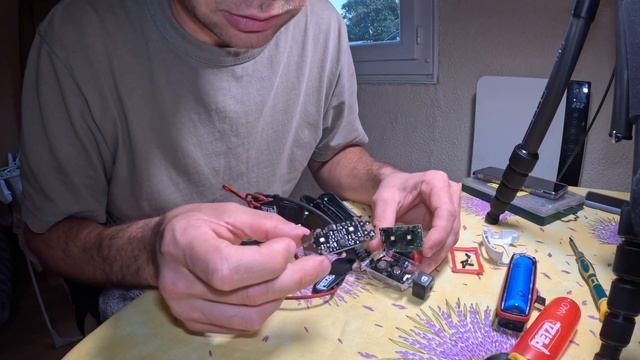 Petzl Nao + vs Petzl pixa 3 №2 разборка и сравнение смотреть онлайн