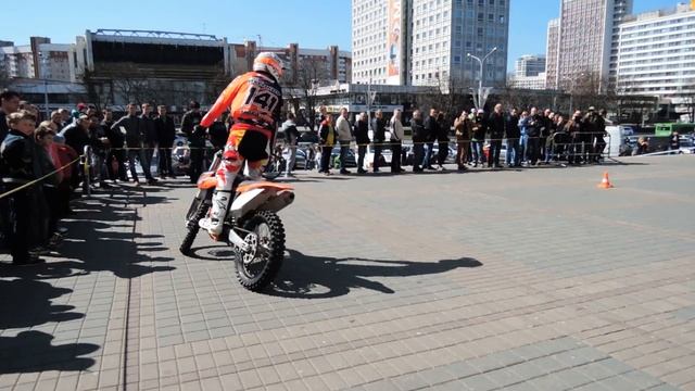 KTM SX F 250 (МотоВелоЭкспо 2015) смотреть онлайн