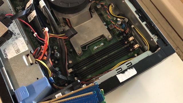 Dell Optiplex 7010 Ram Replacement / Reseat (790, 390, 3010, etc.) смотреть онлайн