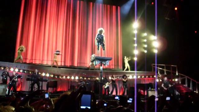 Tina Turner live - Get Back & Steamy Windows - 02.05.2009 - Arnhem - Gelredome смотреть онлайн