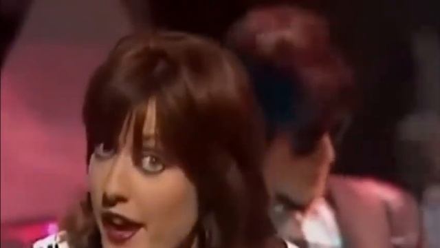 Katrina And The Waves - Walking On Sunshine (1985) смотреть онлайн