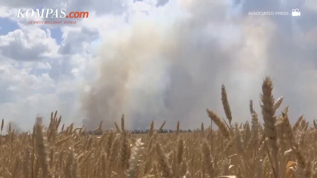 Korea Utara Akui Donetsk dan Luhansk, hingga Upaya UE Menahan Dampak Penghentian Gas Rusia смотреть онлайн