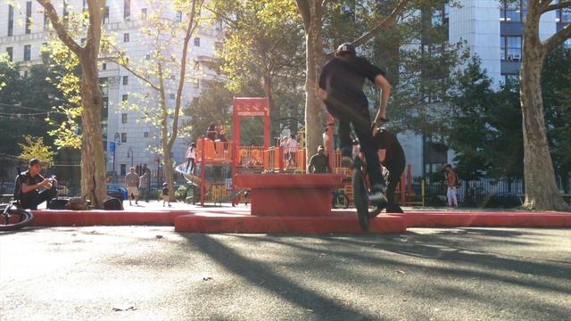 Jesse Le Sommer in NEW YORK смотреть онлайн