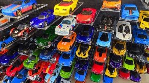 Одни из самых крутых маленьких машинок из моей коллекции