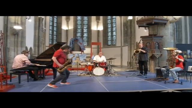 Quintet: Daniel Guggenheim, Peter Madsen, Pinguin Moschner, Baby Sommer,Dirk Raulf смотреть онлайн