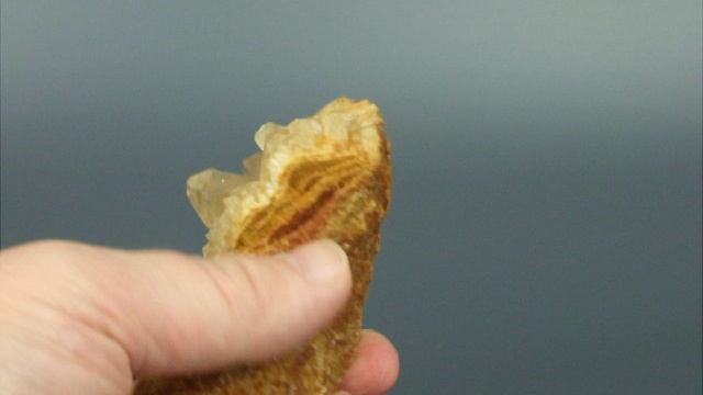 Цитрин из Конго кристалл // 696 смотреть онлайн