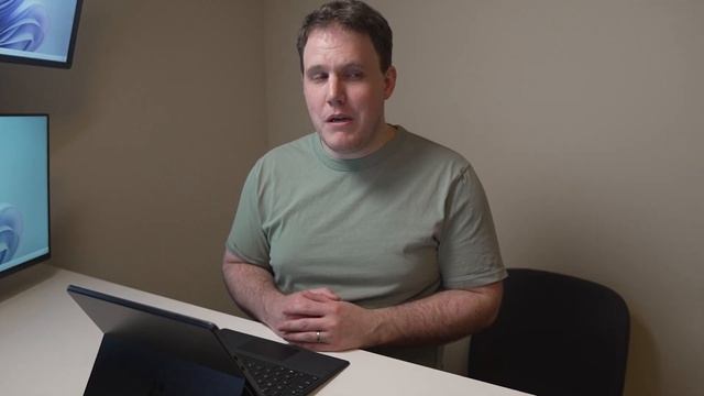 For Surface Lovers Only: Microsoft Surface Pro 9 Intel Review смотреть онлайн