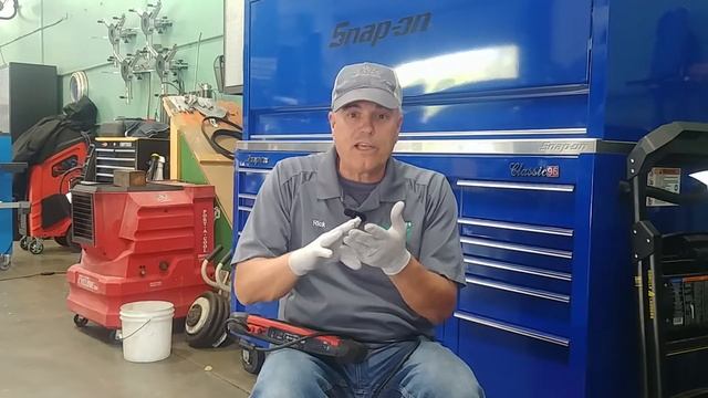 What does an OBD2 Scanner tell you? смотреть онлайн