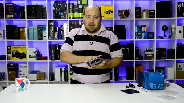 PC GAMER MAS PEQUEÑO DEL MUNDO?? Intel NUC 7 смотреть онлайн