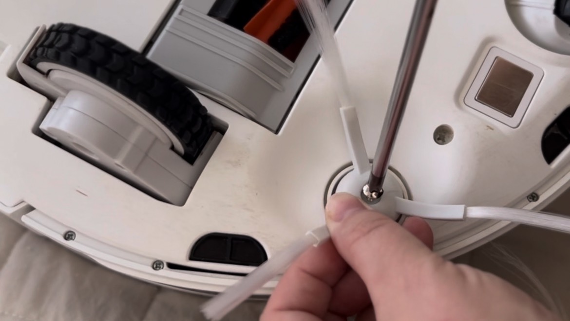 Замена расходников на робот пылесос 😍