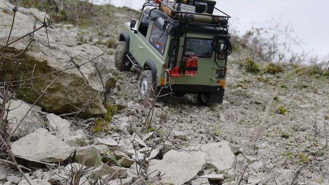Scale 4x4 Off Road Defender D90 - RC4WD Gelande II Land Rover смотреть онлайн