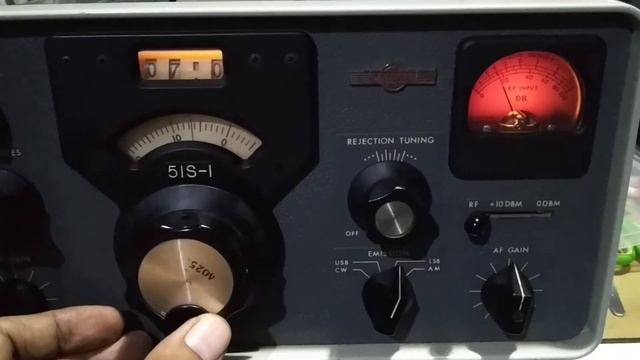 Collins 51S-1 Tube Receiver (Part 2) смотреть онлайн