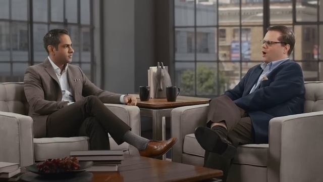 How Excellent Customer Service Attracts Excellent Customers | Ramit's Brain Trust смотреть онлайн