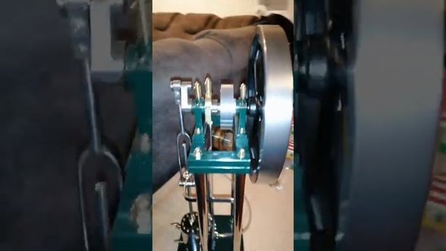 Dampfmaschinen Aggregat betrieben mit Kühlschrank Kompressor смотреть онлайн