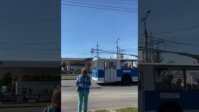 Троллейбус 🚎 смотреть онлайн