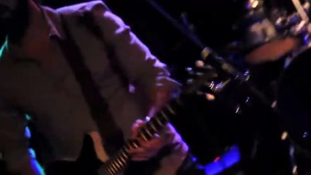 Thelonius Kryptonite - Tinted Windows (Live @Cicero's 8.10.2013) смотреть онлайн