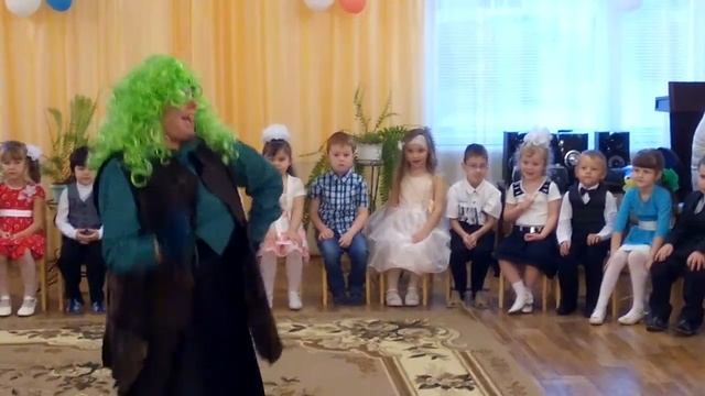 Осенний утренник в детском саду "Дельфин". ч. 11. город Трубчевск, 2014 год. Полина Модестова смотреть онлайн