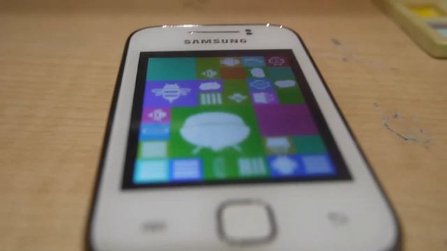 Galaxy Y CyanogenMod 11 20140716 nightly смотреть онлайн