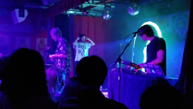 TV GIRL Cigarettes Out the Window 7/19/18 Deep Ellum Art Co DALLAS TX смотреть онлайн